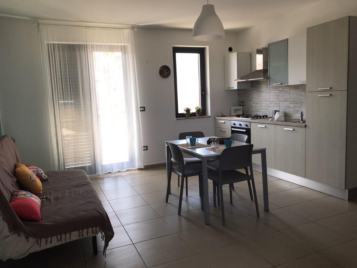 Appartamento Gambero Beach Santa Teresa Di Riva Luaran gambar